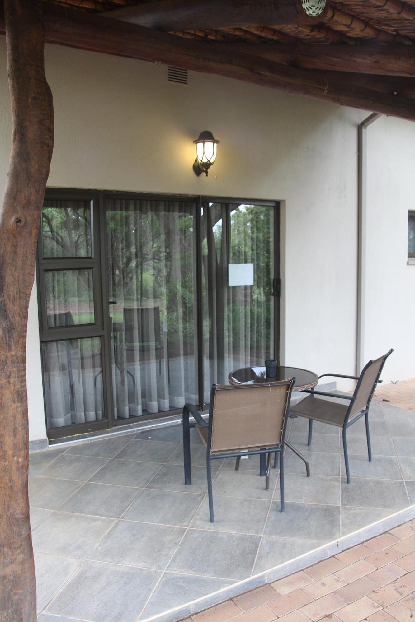 Bush Lovers Lodge Модимоле Стая снимка