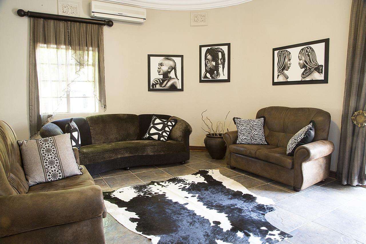 Bush Lovers Lodge Модимоле Екстериор снимка